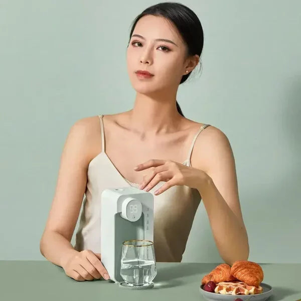 S55a7f8ba38214e599674ac459f0b27ae6-2.webp M2Plus Instant Water Dispenser